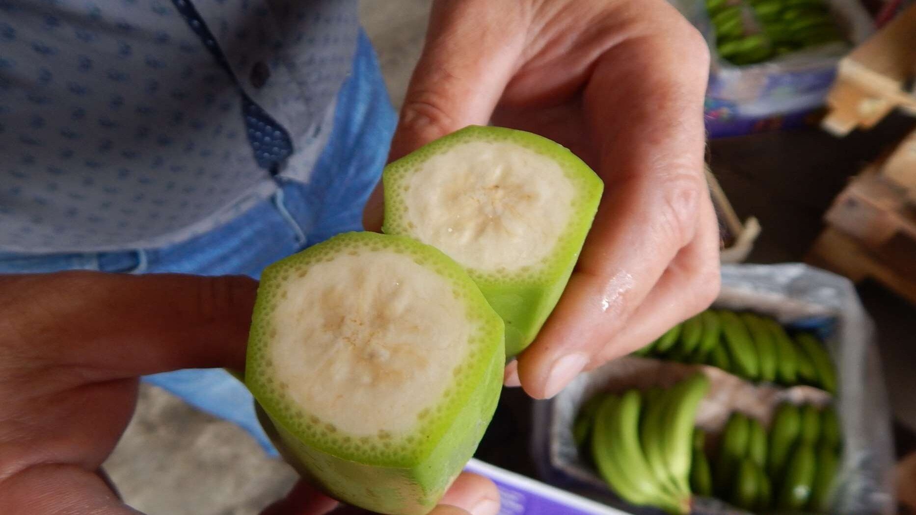 Bananas cut test