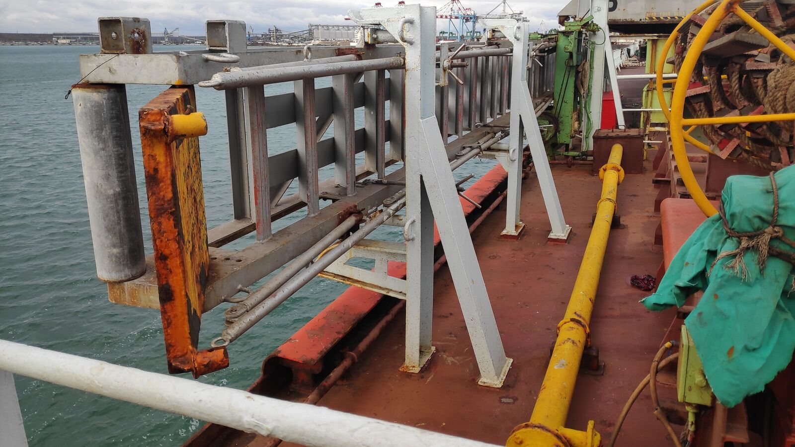 Main deck ladder