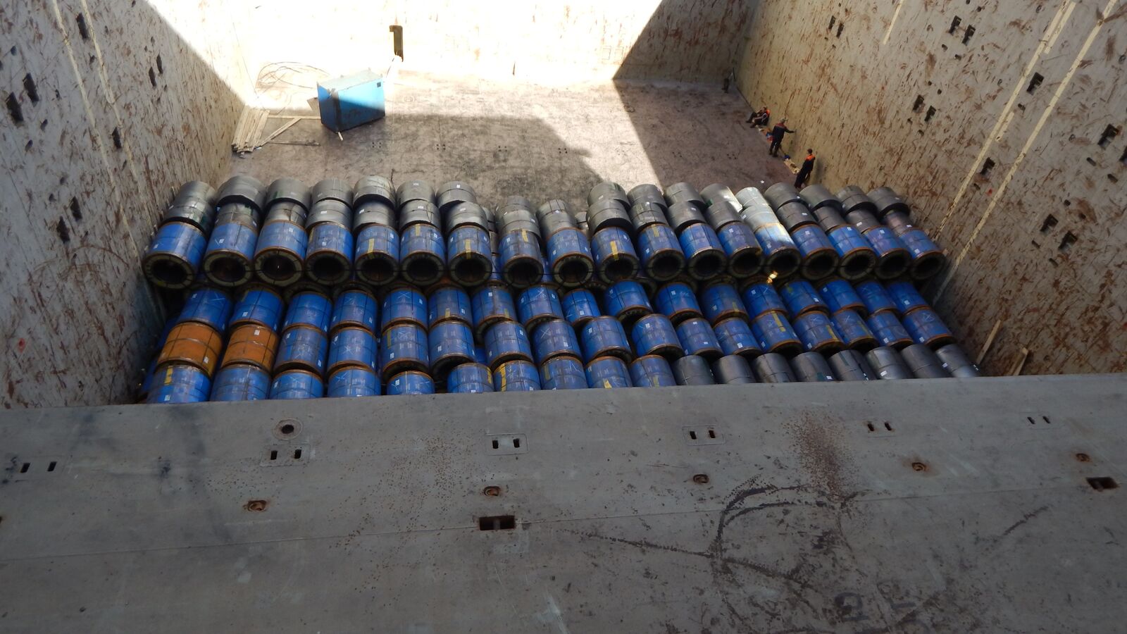 Cold rolled coils and hot rolled coils loaded in hold