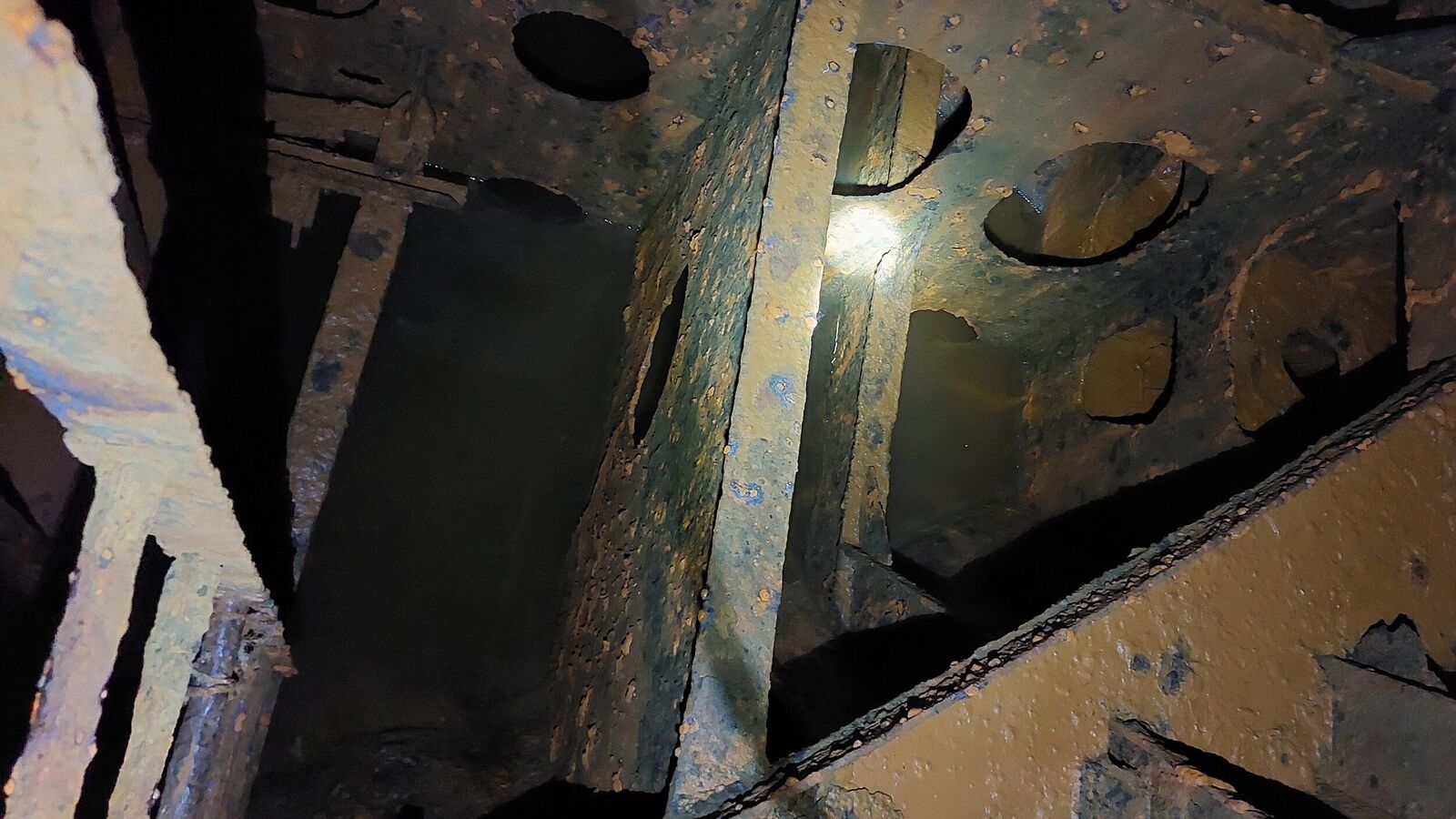 Water ballast tank condition