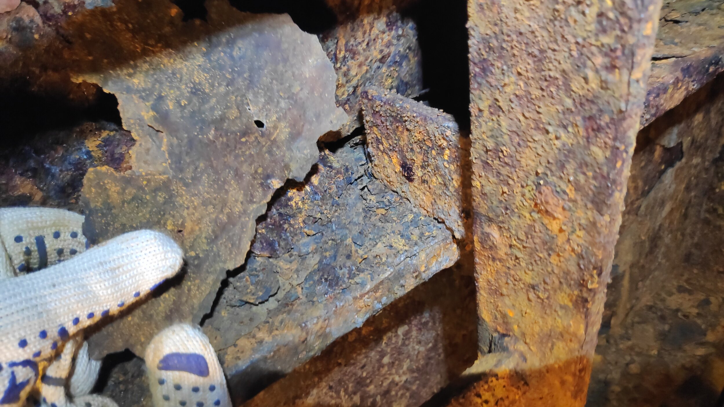 Ballast water tank, rust condition