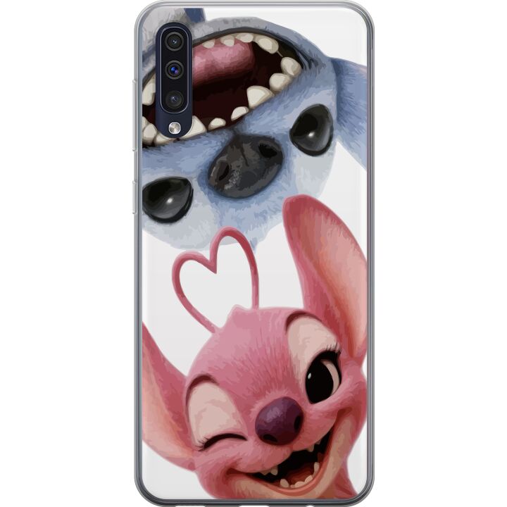 Kompatibelt Mobilskal till Samsung Galaxy A50 Lekfulla Stitch och Angel i närbild med stora skratt och hjärtformade detaljer som skapar charmig kärle