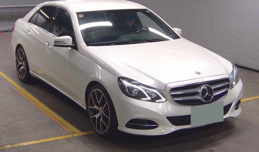 2014 MERCEDES BENZ E-CLASS 4D E400 HYBRID AVANTGARDE