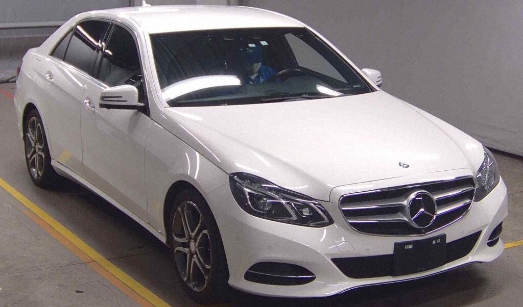 2014 MERCEDES BENZ E-CLASS 4D E400 HYBRID AVANTGARDE