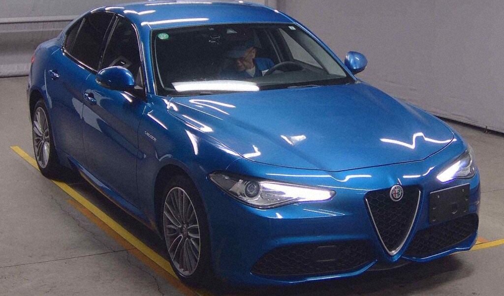 2019 ALFA ROMEO GIULIA 4D 4WD VELOCE