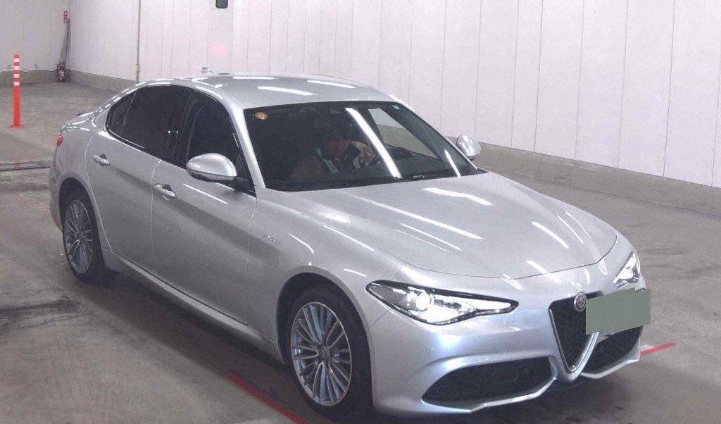 2018 ALFA ROMEO GIULIA 4D 4WD VELOCE