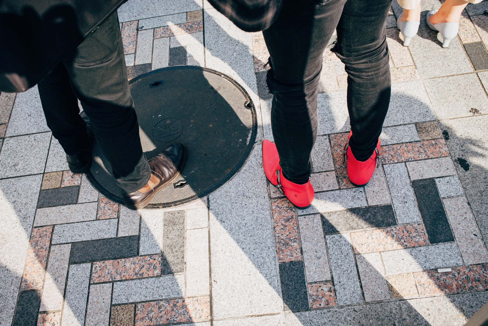 Contrasting Steps