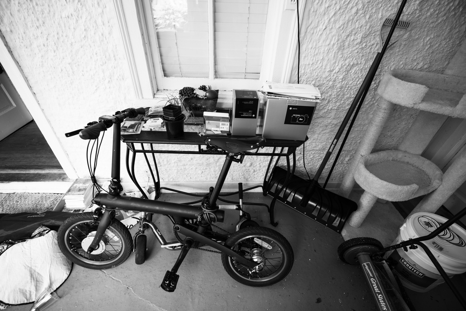Everyday Detritus