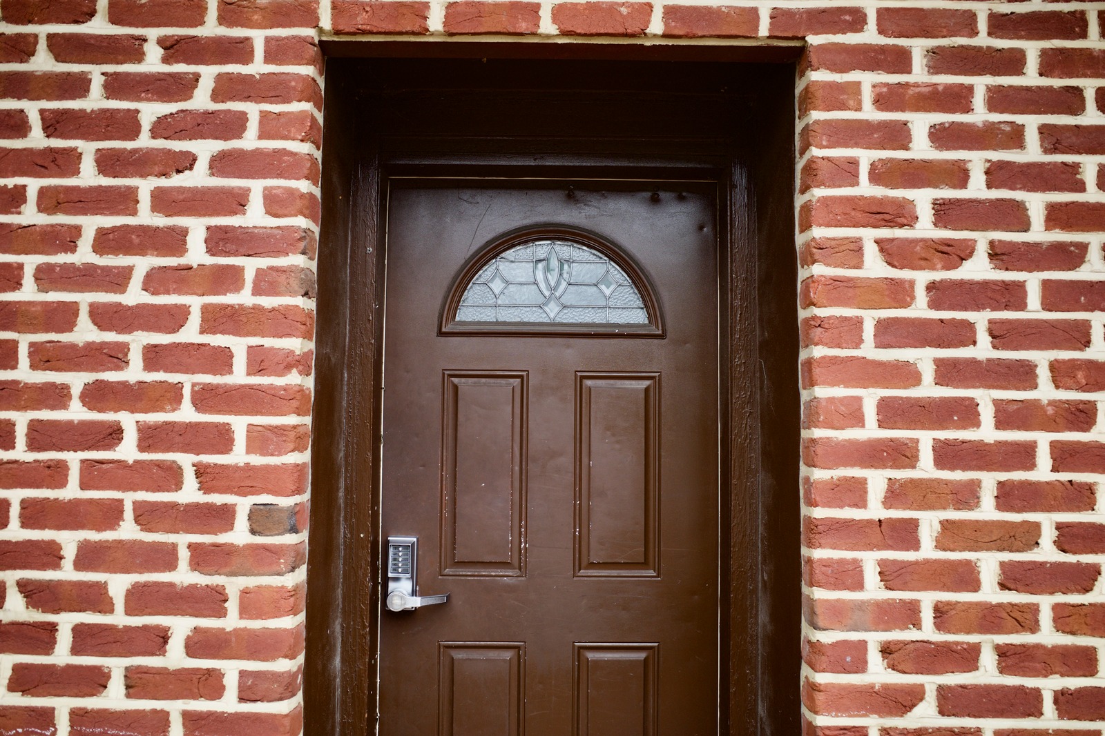 Inviting Threshold