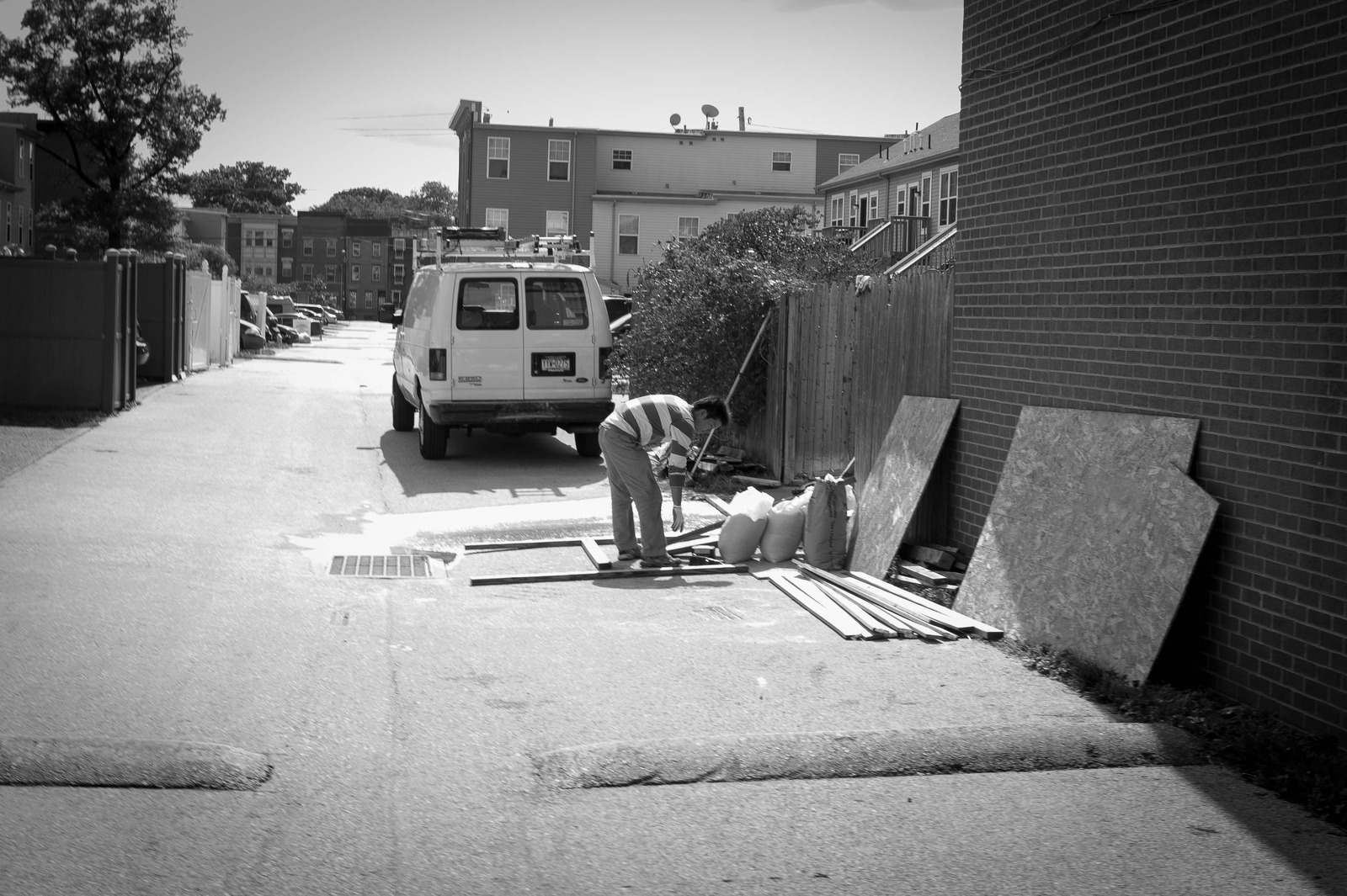 Labor in Shadows
