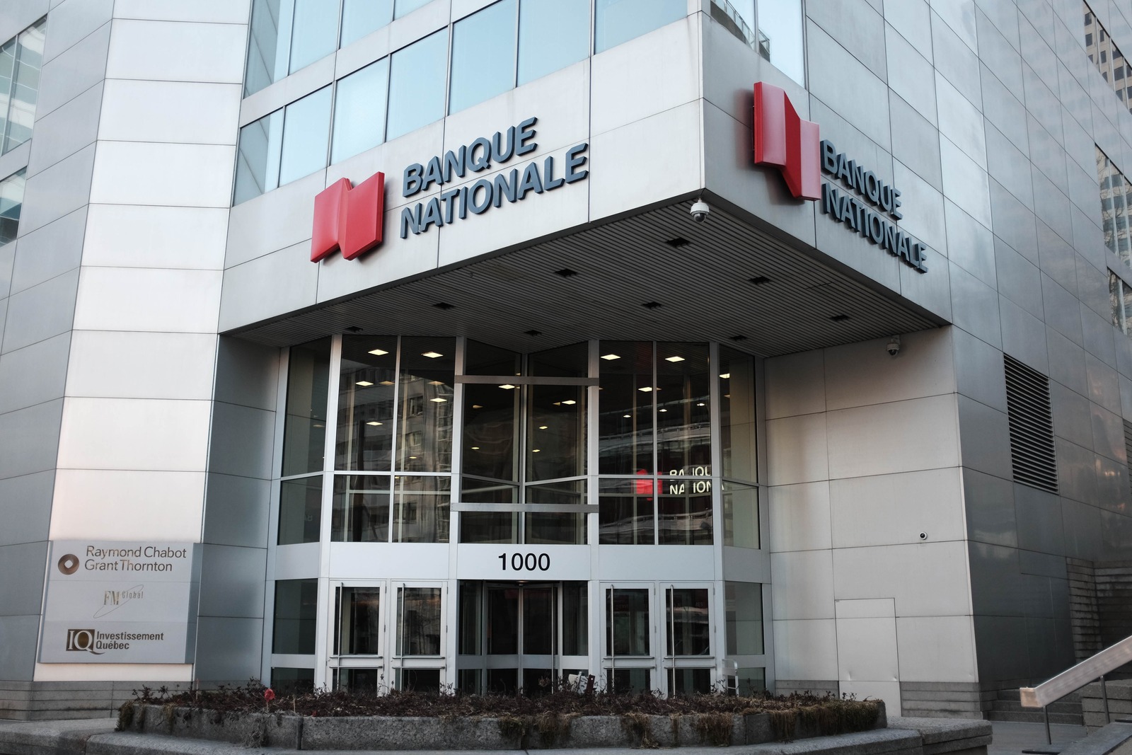 Modern Banking Hub