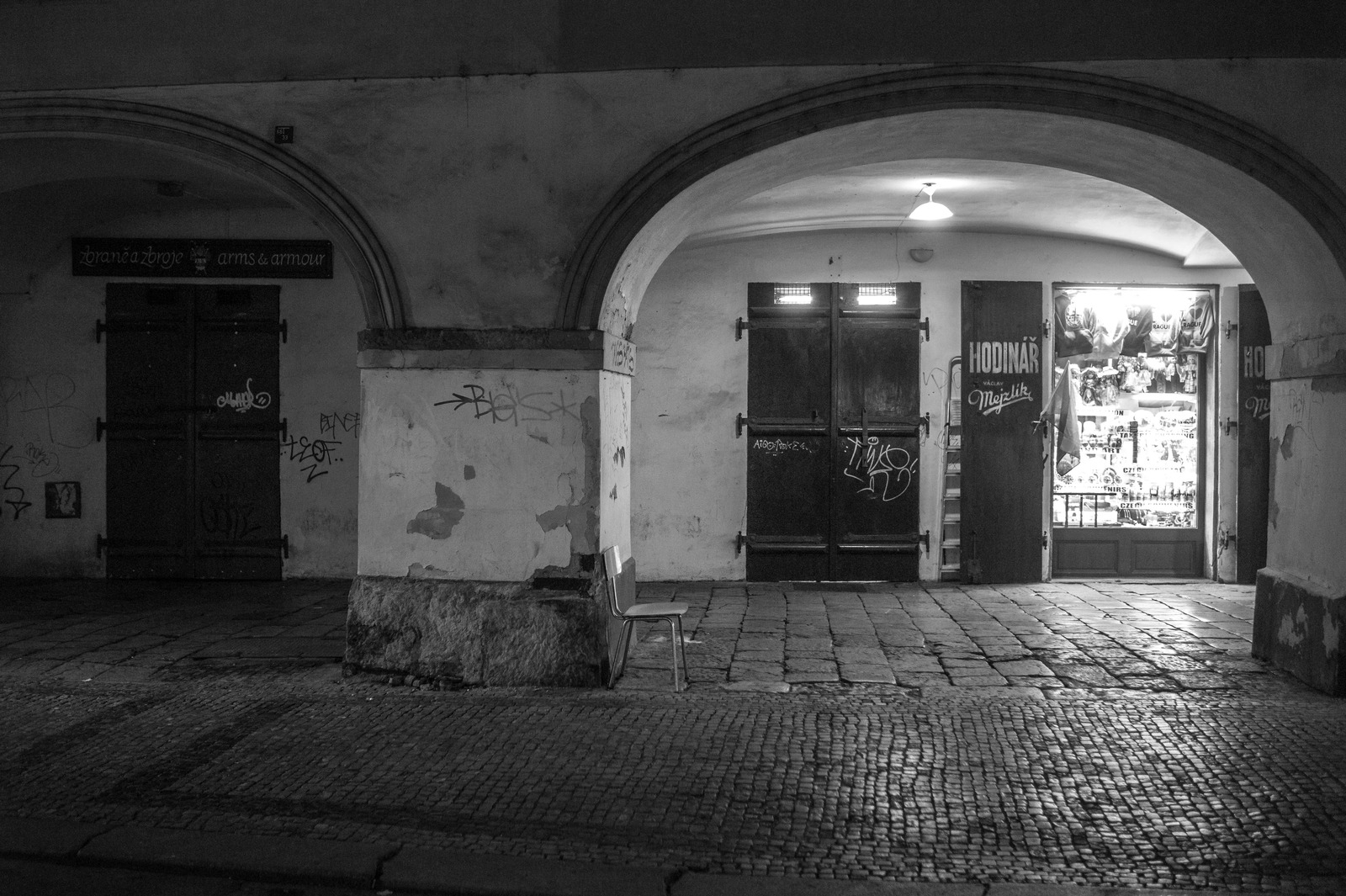 Forgotten Alleyway