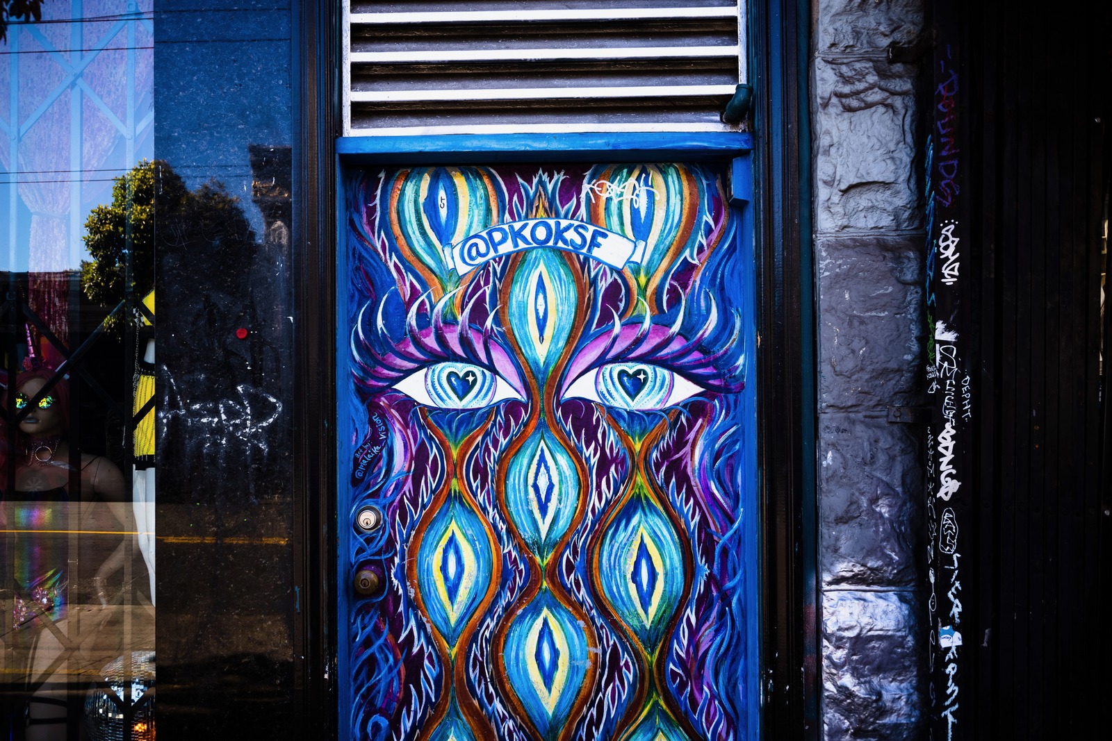 Vibrant Urban Eyes