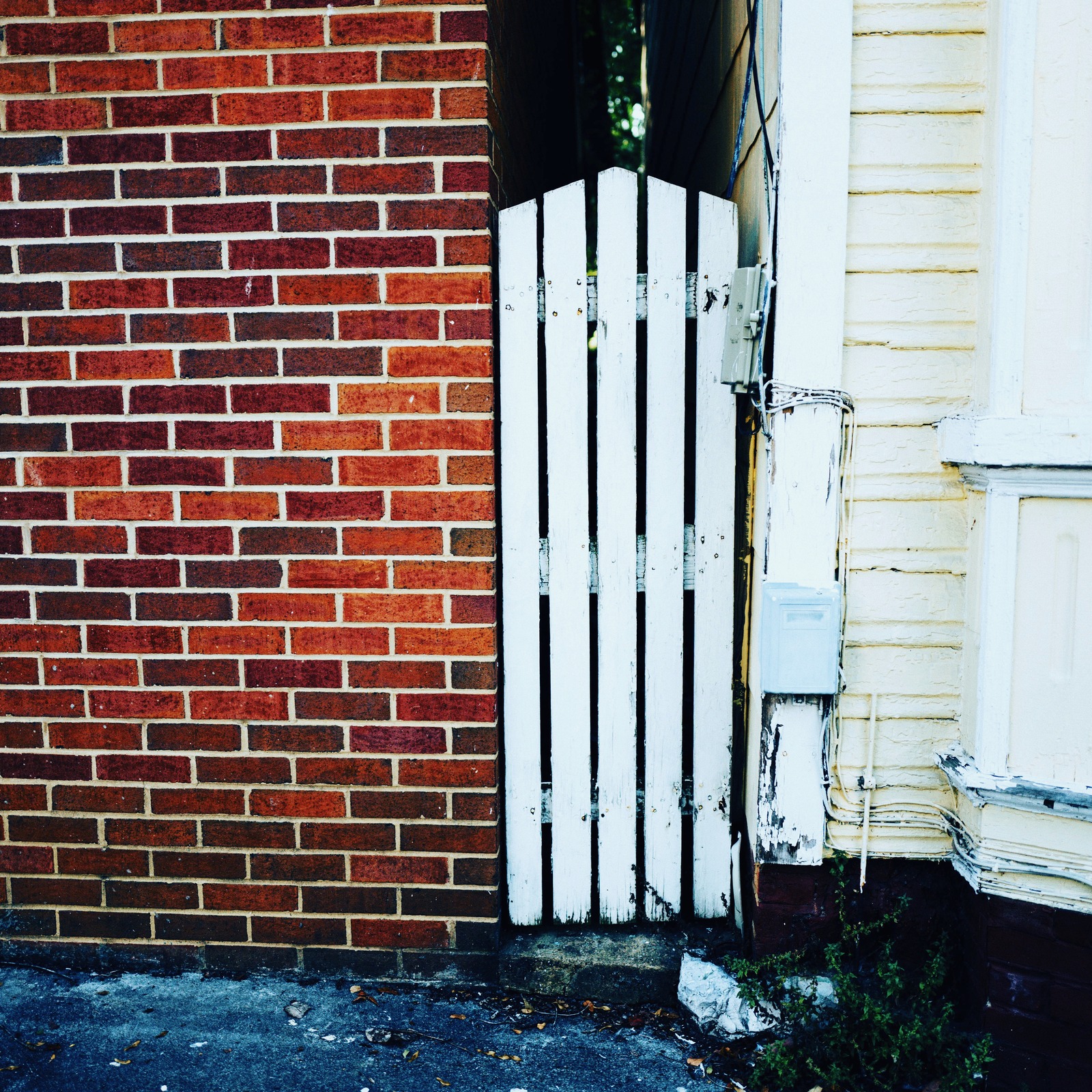 Gateway of Contrast