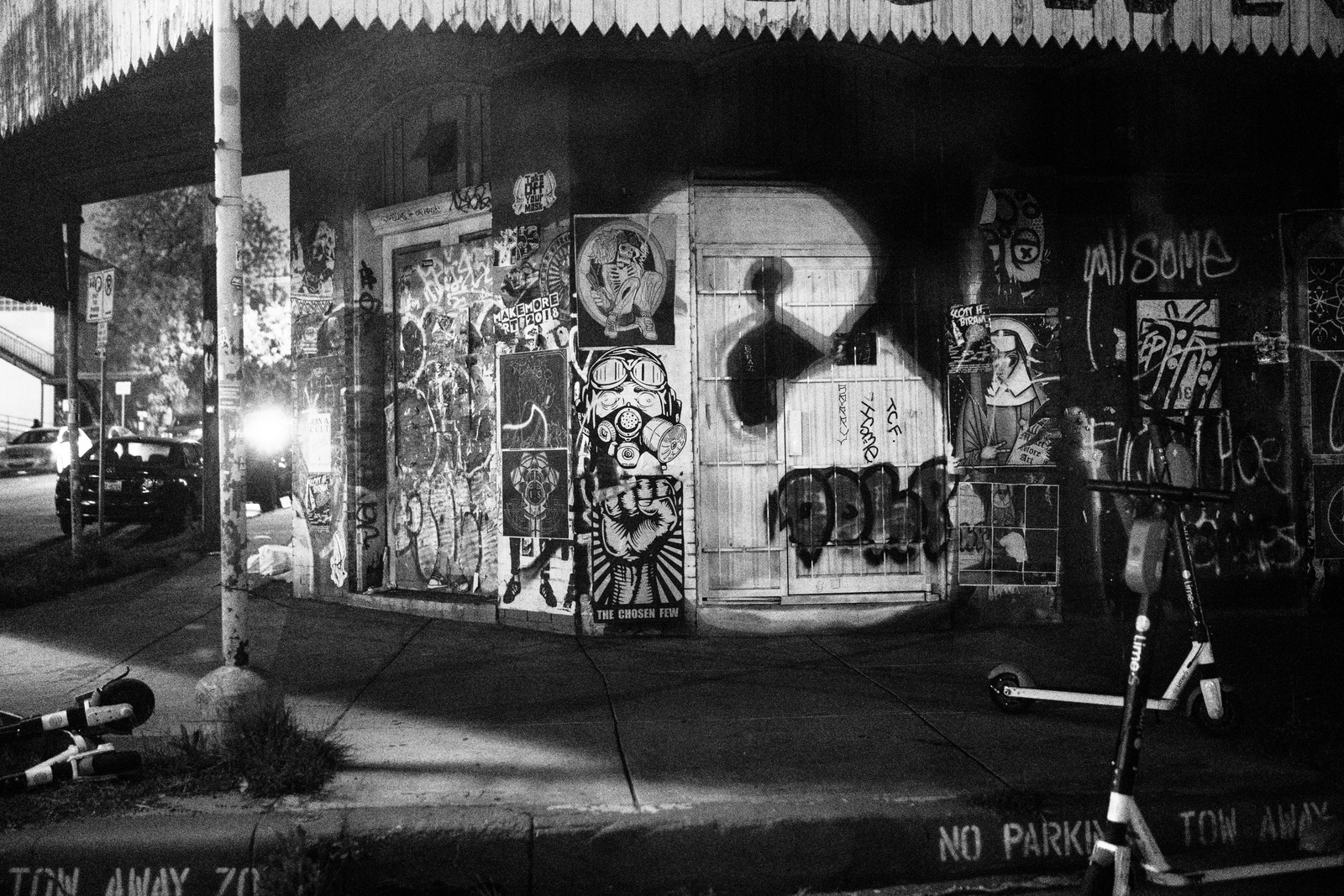 Urban Night Shadows
