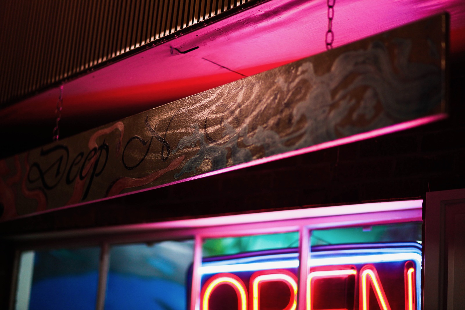 Neon Night Vibes