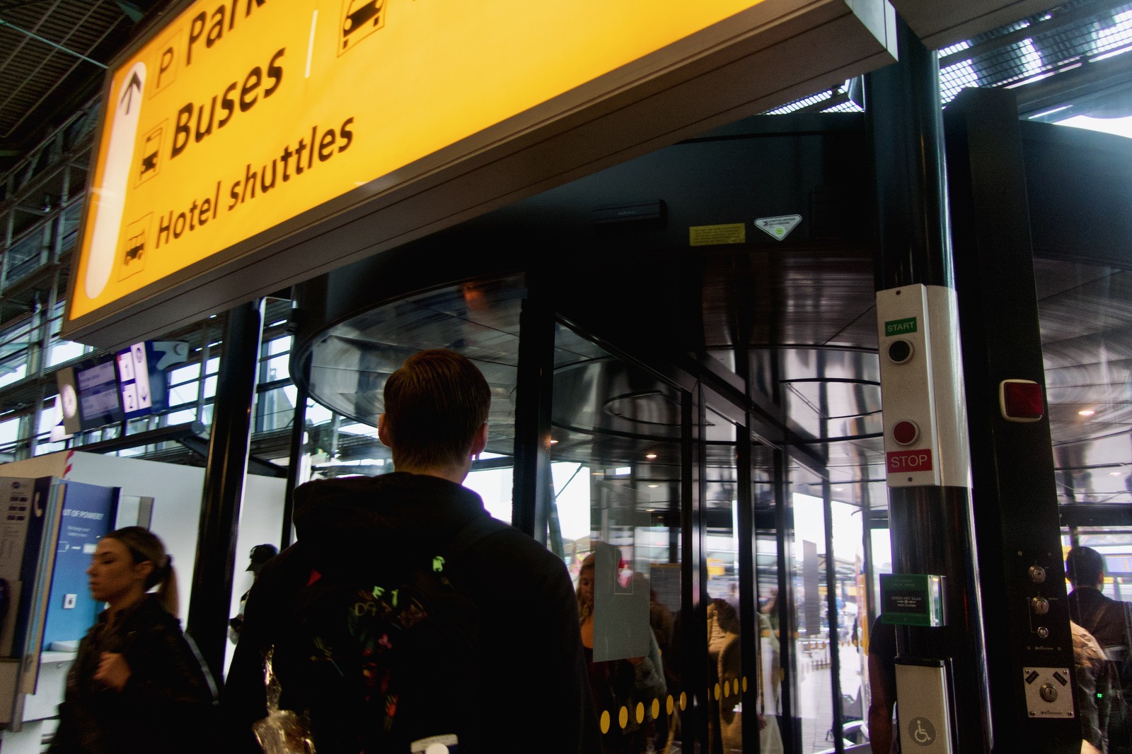 Transit Hub Moment