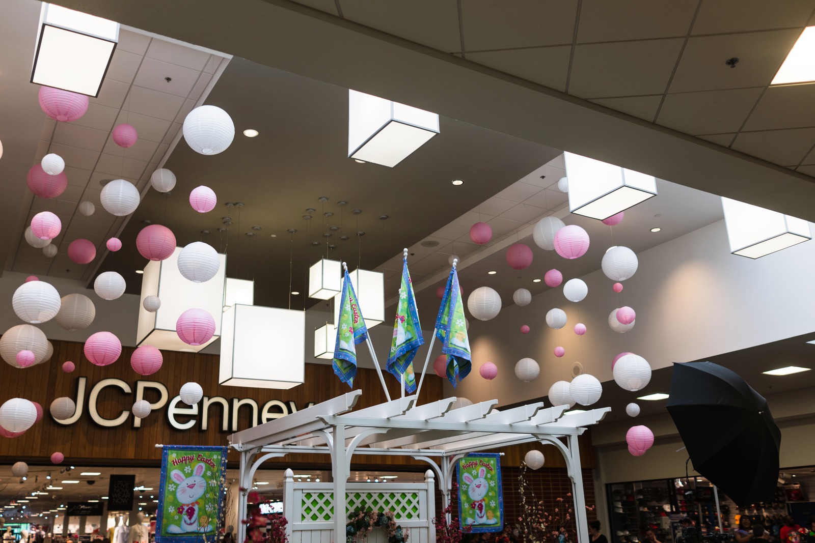 Festive Mall Decor