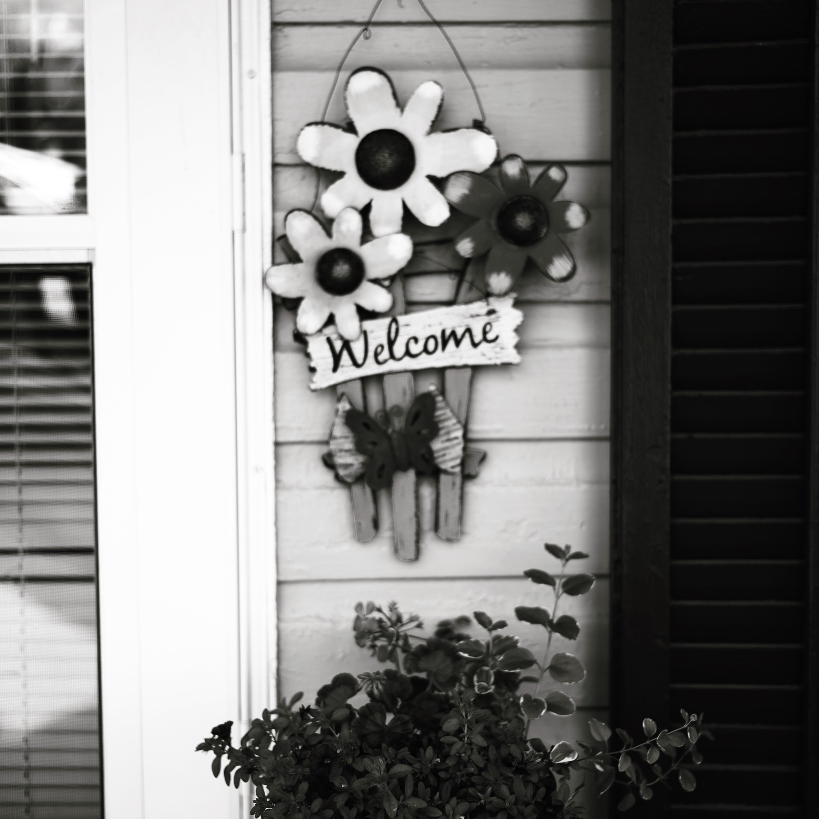 Charming Welcome