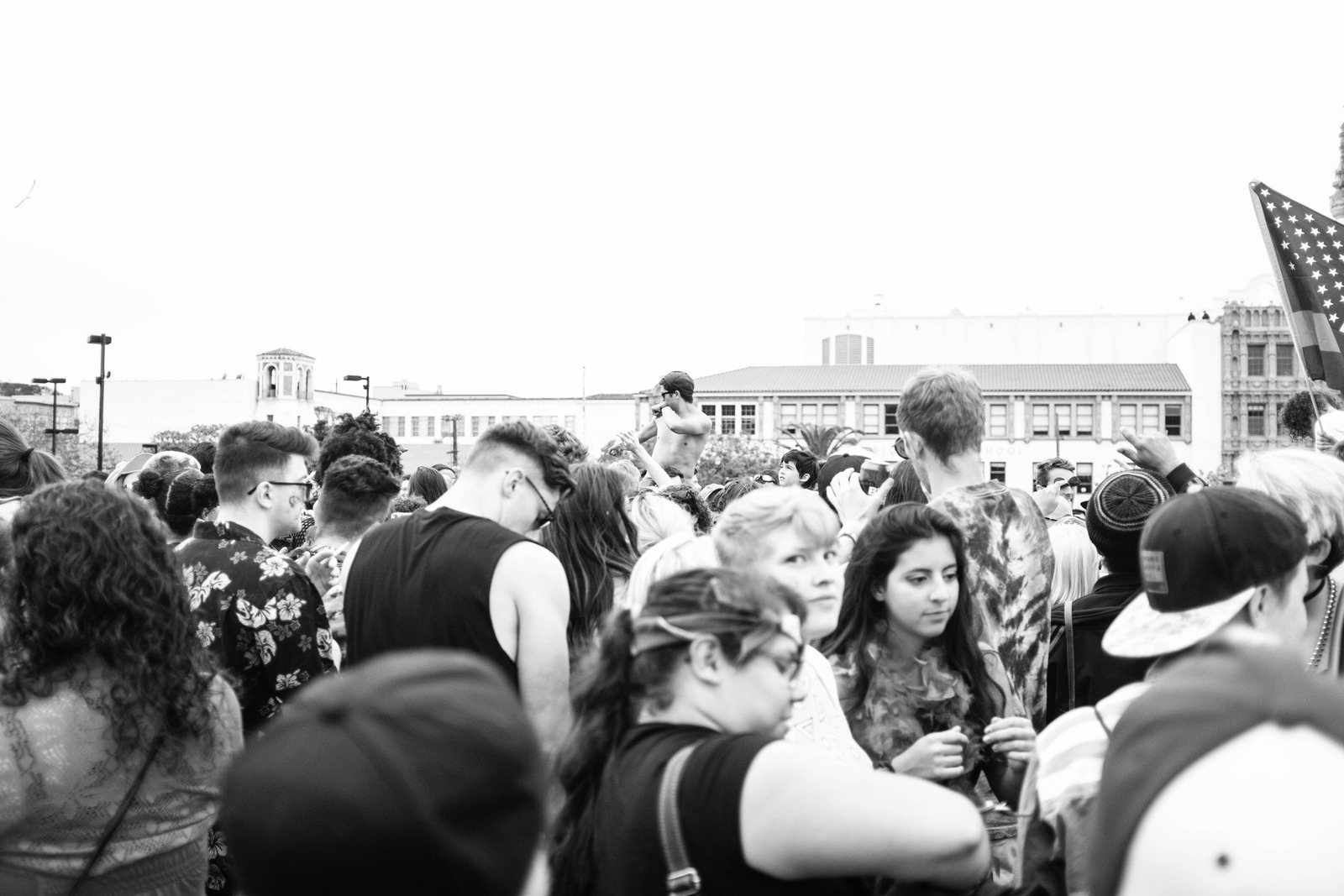 Crowd in Unison