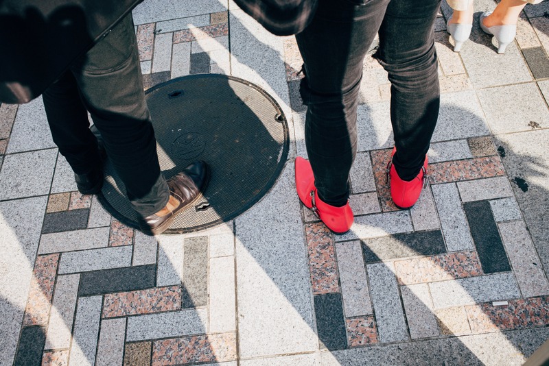 Contrasting Steps