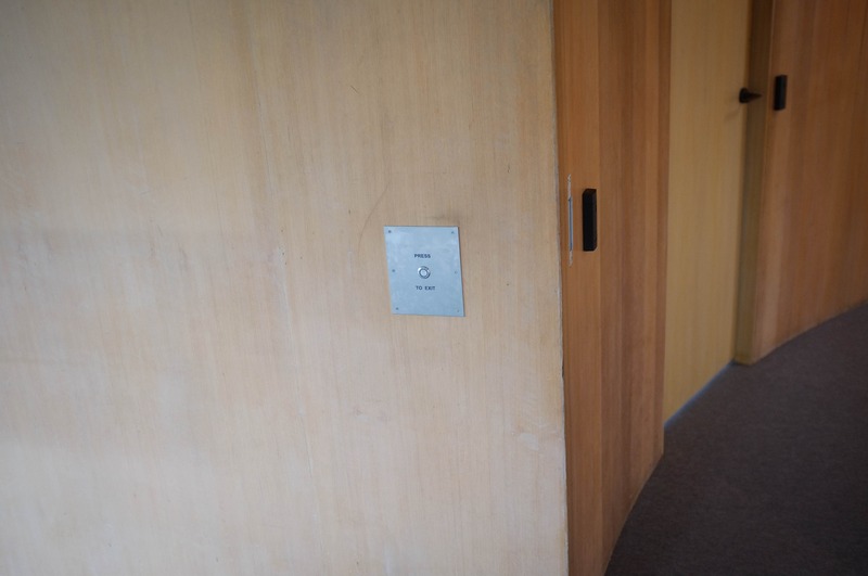 Exit in Minimalism