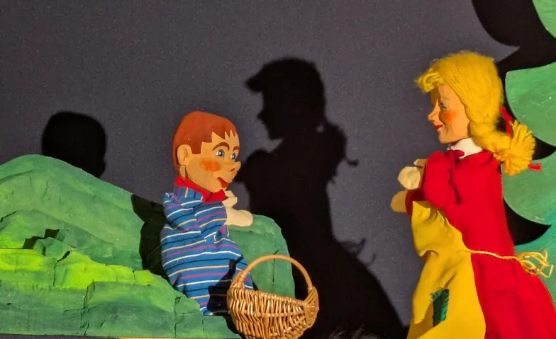 "HENRI und GRETA - verirrt im digitalen Zauberwald"