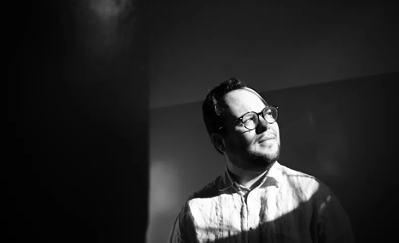 Zwischentöne: «zu Asche» – Schumann, Kurtág, Holliger