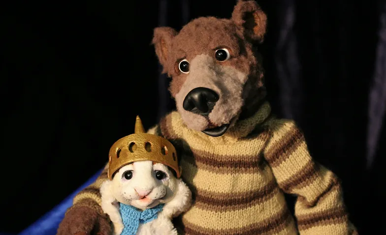 "Hase und Holunderbär, die verlorene Weihnachtspost"