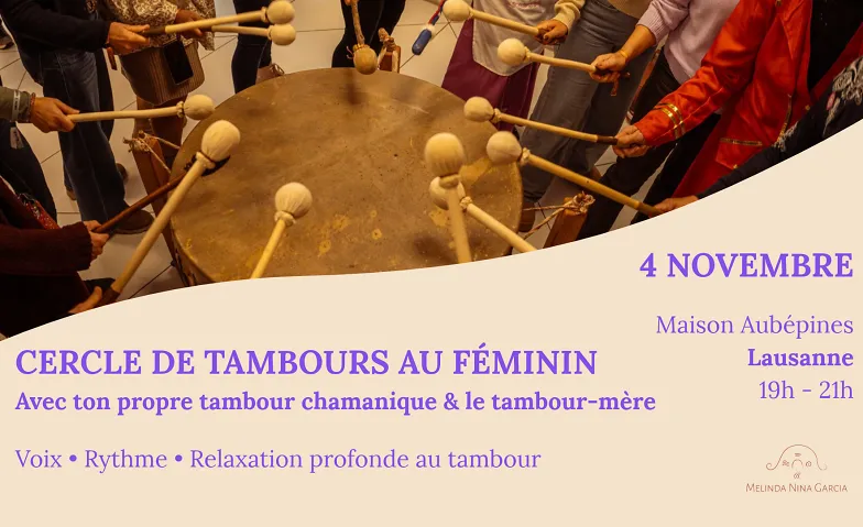 CERCLE DE TAMBOURS AU FÉMININ