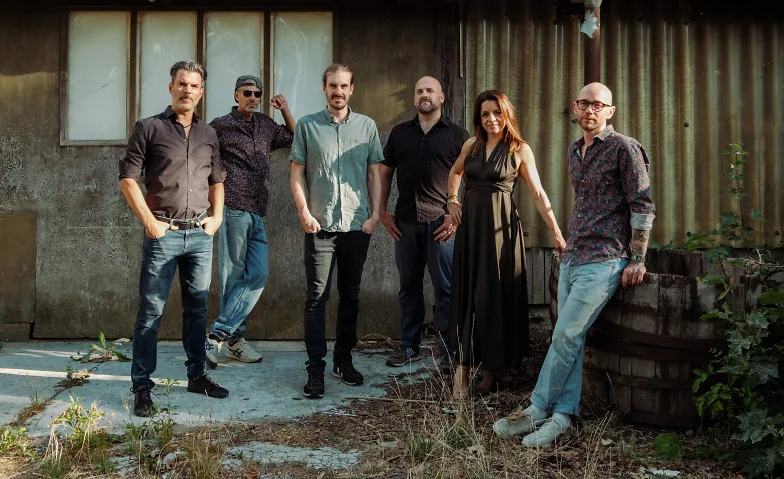 Compact Soul feat. Special Guest Hendrix Ackle