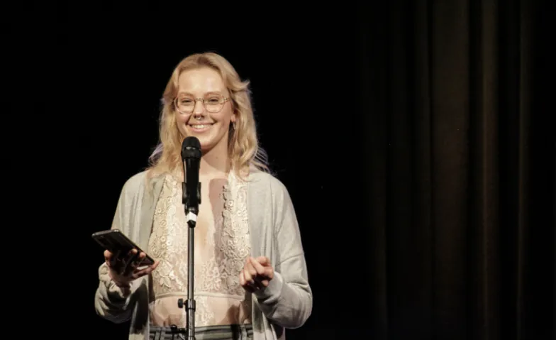 Poetry Slam 43