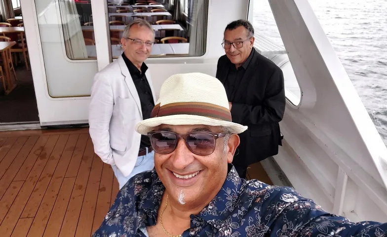 Tcha Simmons Trio