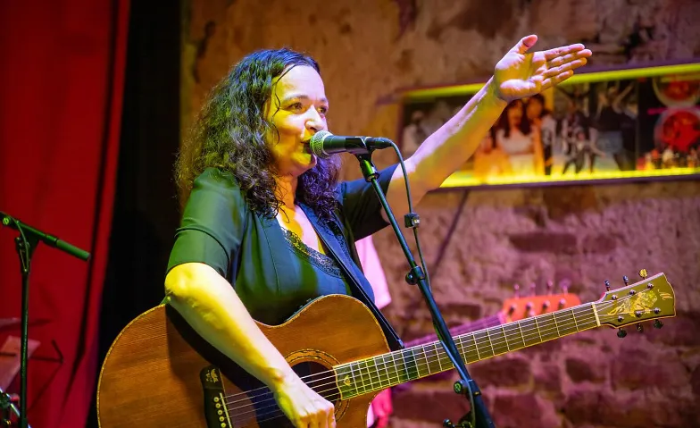 Meena Cryle & Chris Fillmore Band