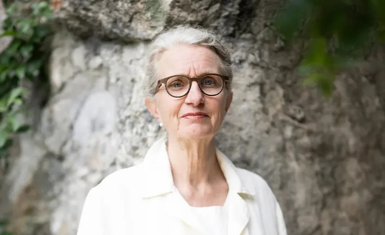 Melitta Breznik liest aus «Herzhöhlentiere»