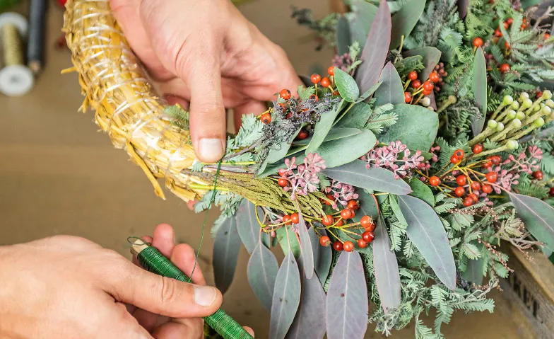 Adventskranz binden - Schritt für Schritt