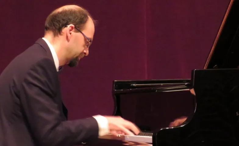 Klavierkonzert Hristo Kazakov spielt Bach und Beethoven