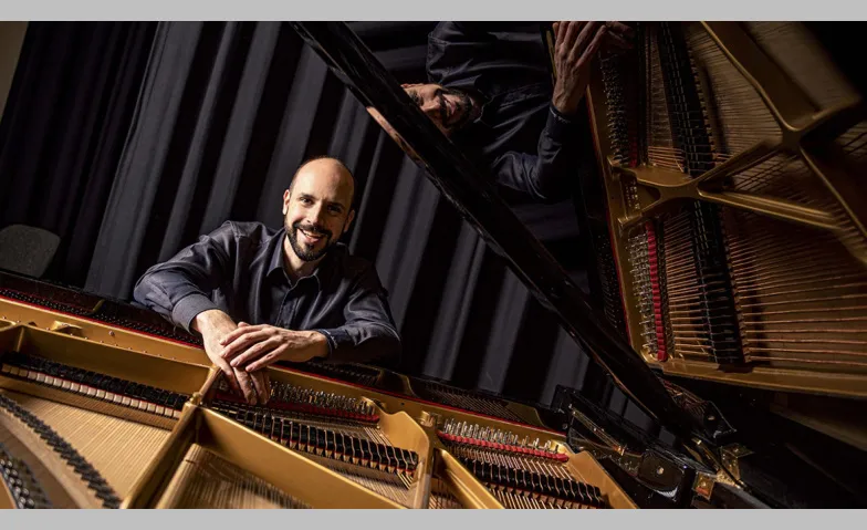 Claude Diallo solo am Flügel - Jazz