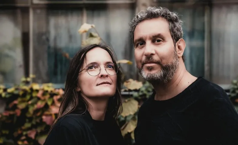 Reto Burrell & Lin Stucki