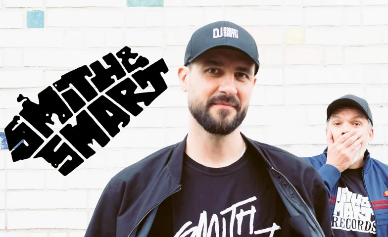SMITH & SMART