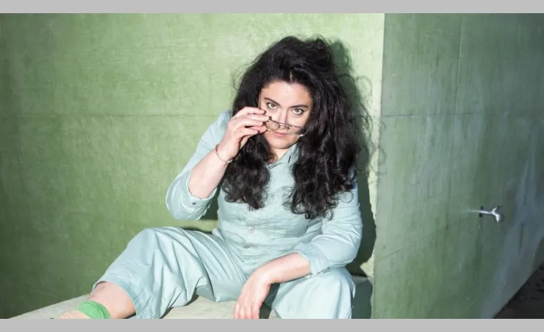 Rebekka Lindauer – Rebelliert!