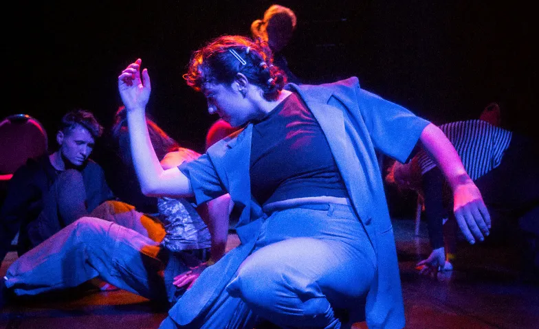 INTERTWINE – Tanzperformance zum Mitmachen