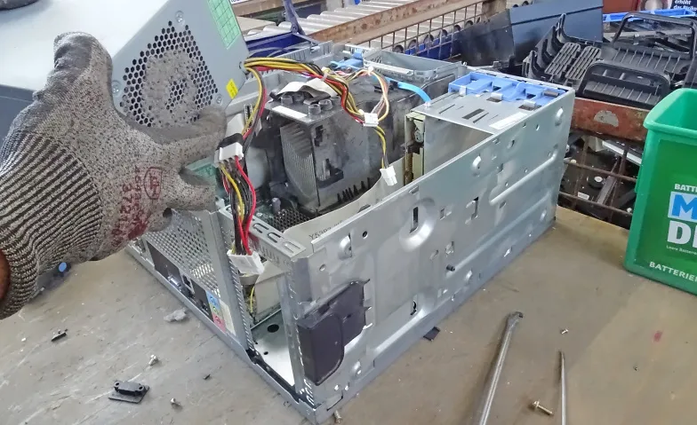 Was passiert mit alten Elektrogeräten?