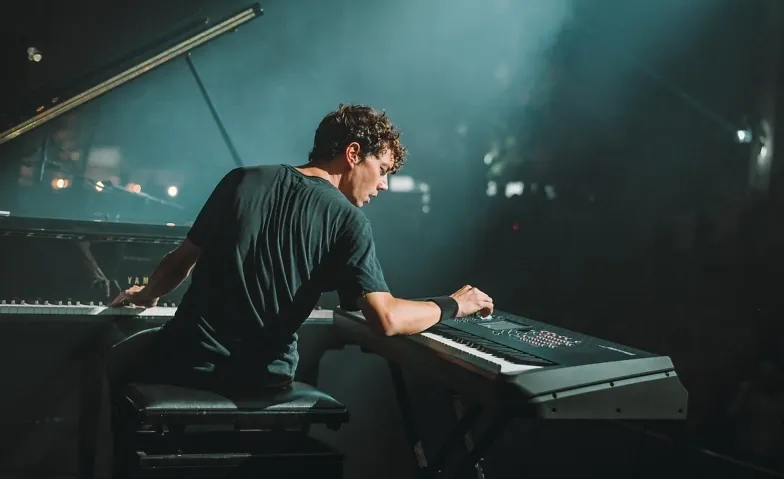 Francesco Tristano – Bach & Beyond