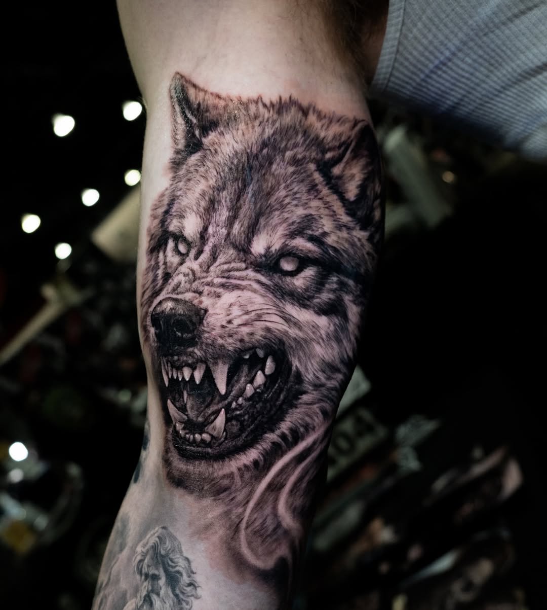 Hyper-detailed grayscale wolf head, snarling with feral realism