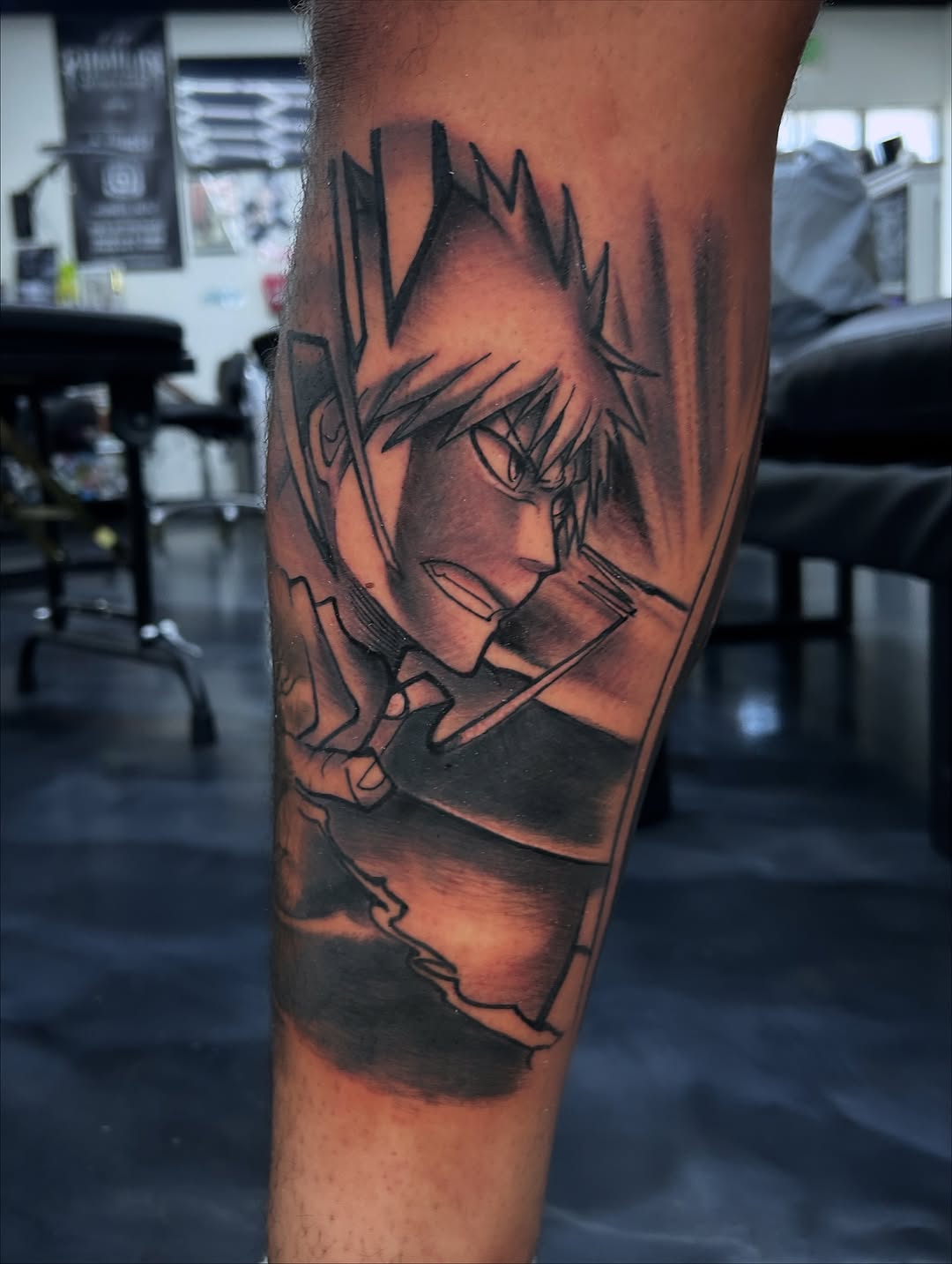 Intense manga-style Ichigo vs. Grimmjow on calf.