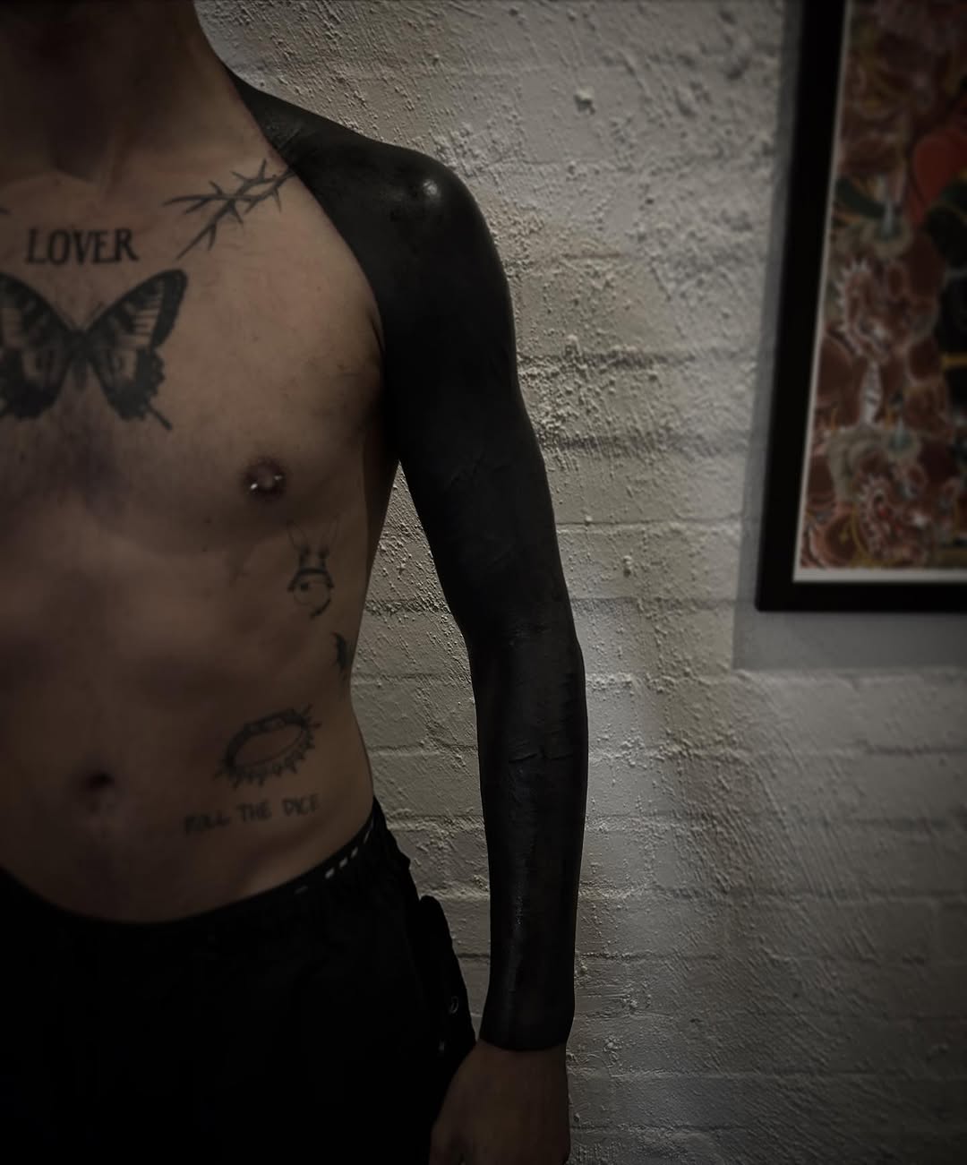 Monolithic blackout sleeve; solid black shading, bold contrast.