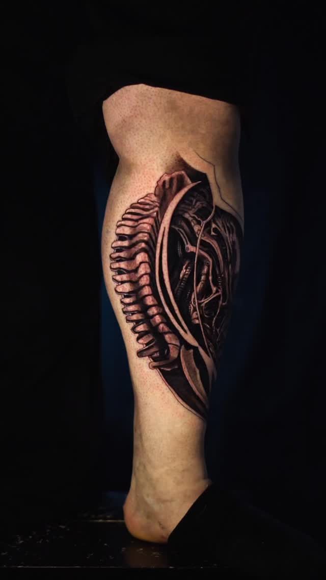 Biomechanical tattoo style