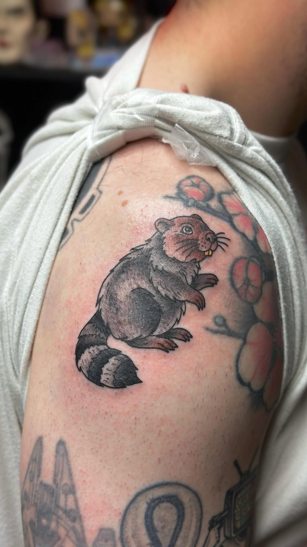 Playful beaver cartoon with bold outlines and shading