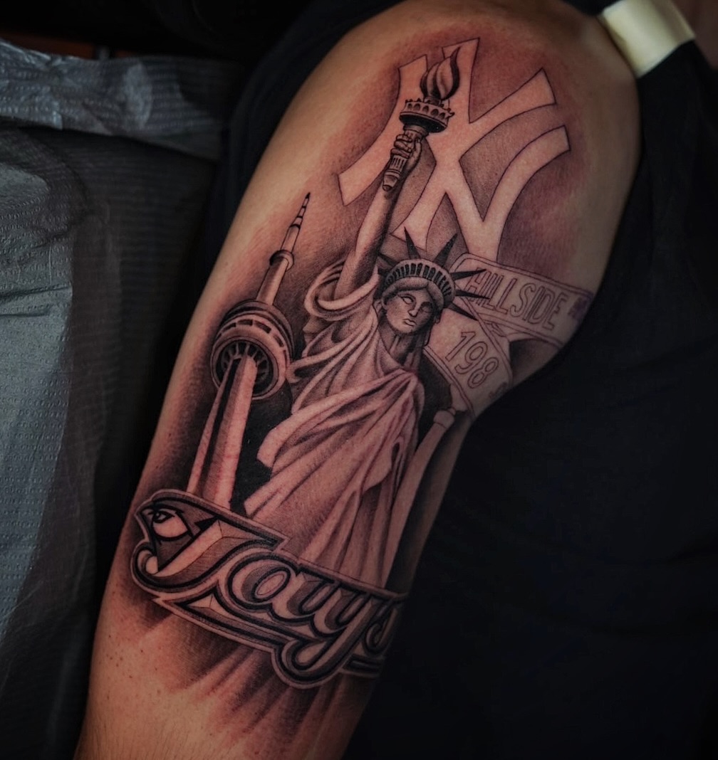 Statue of Liberty fusion with NY logo and Jays banner